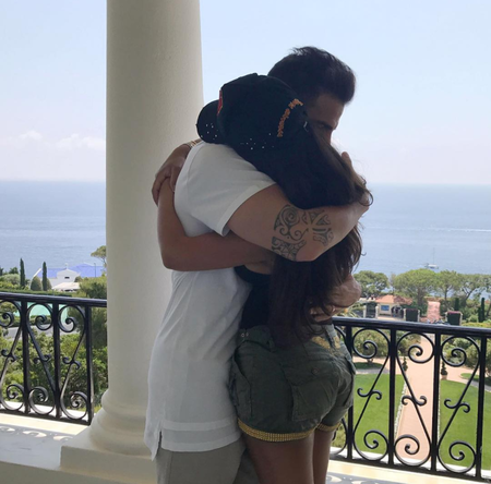 Hablemos de las fotos de Fábregas y señora en Ibiza...