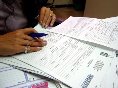 Mucho papeleo para poco dinero, ejemplo de reforma estructural