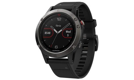 Reloj deportivo con GPS Garmin Fenix 5 con 70 euros de descuento durante el Prime Day de Amazon