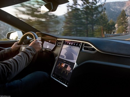 Tesla Model S 2017 1600 11