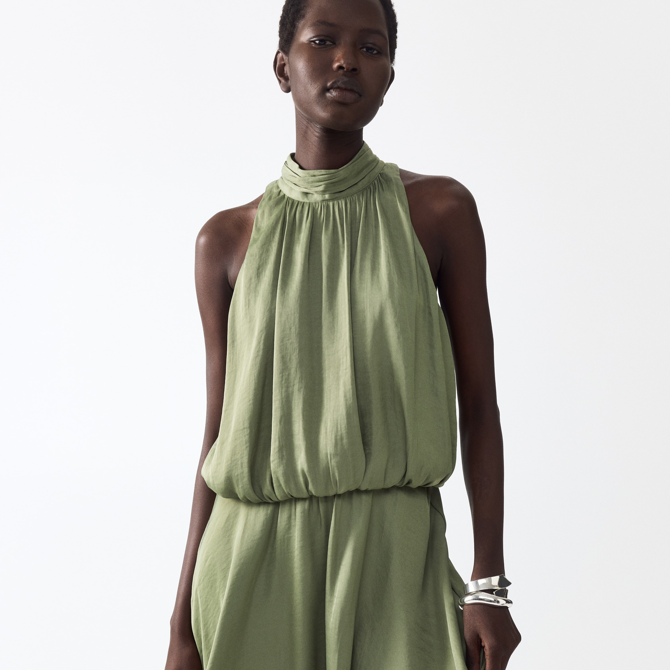 Vestido con falda asimétrica
