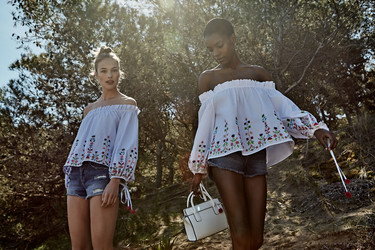 Stradivarius nos propone un verano boho muy romántico 