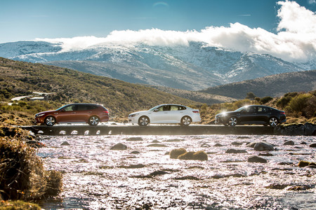 Kia Optima Wagon e Híbrido Enchufable, toma de contacto