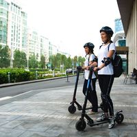 Estocolmo quiere borrar del mapa a la mitad de los patinetes eléctricos: demasiados accidentes y malas prácticas