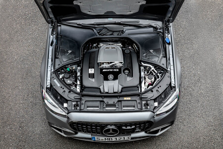 Mercedes-AMG S 63 E Performance V8