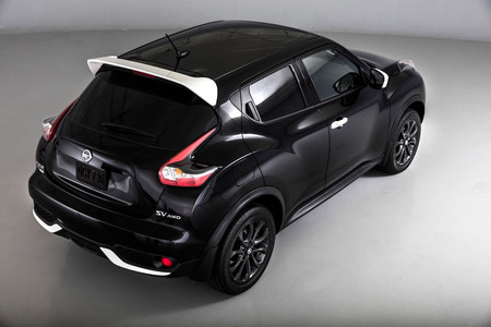 2017 Nissan Juke Black Pearl 2 970x647 C