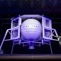 Agora sabemos por que Jeff Bezos investe tanto dinheiro no espaço: ele acredita que, em 20 anos, milhões de pessoas estarão vivendo lá 