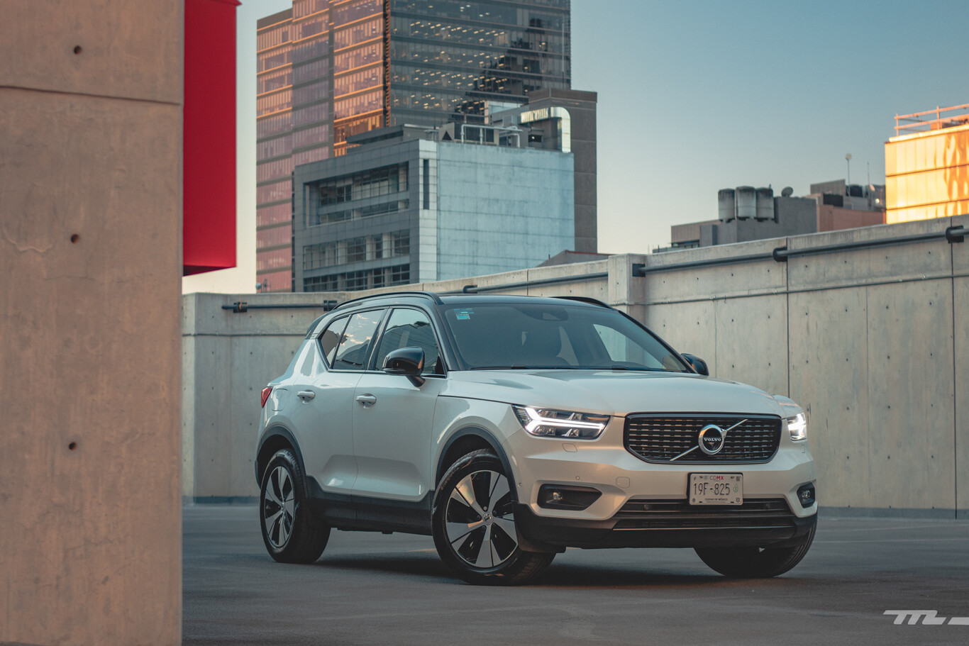 Volvo XC40 Recharge, a prueba: el minimalismo que más entrega tanto en eficiencia como en equipo y manejo