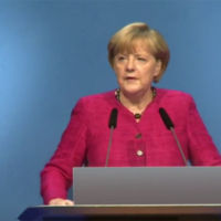 ¿Te imaginas a Mariano Rajoy anunciando coches de alquiler?