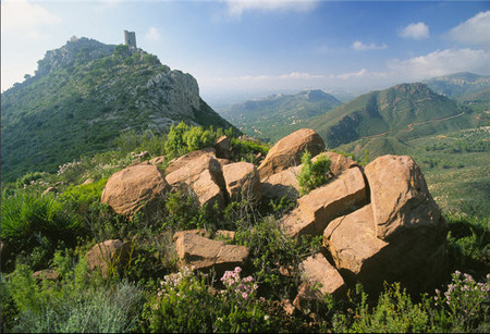 Excursiones nocturnas al castillo de Montornés (Benicassim) con Lasaria
