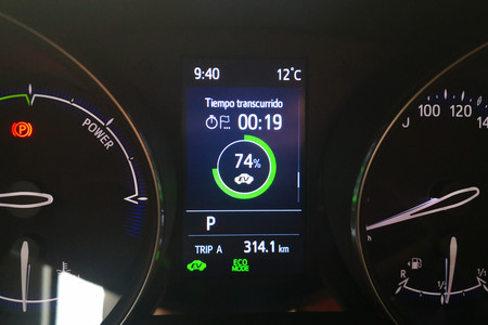 Toyota Chr 125h 2020 13