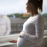 El riesgo de hipertensión en el embarazo aumenta un 50 por ciento si la madre vive en una zona con mucho tráfico