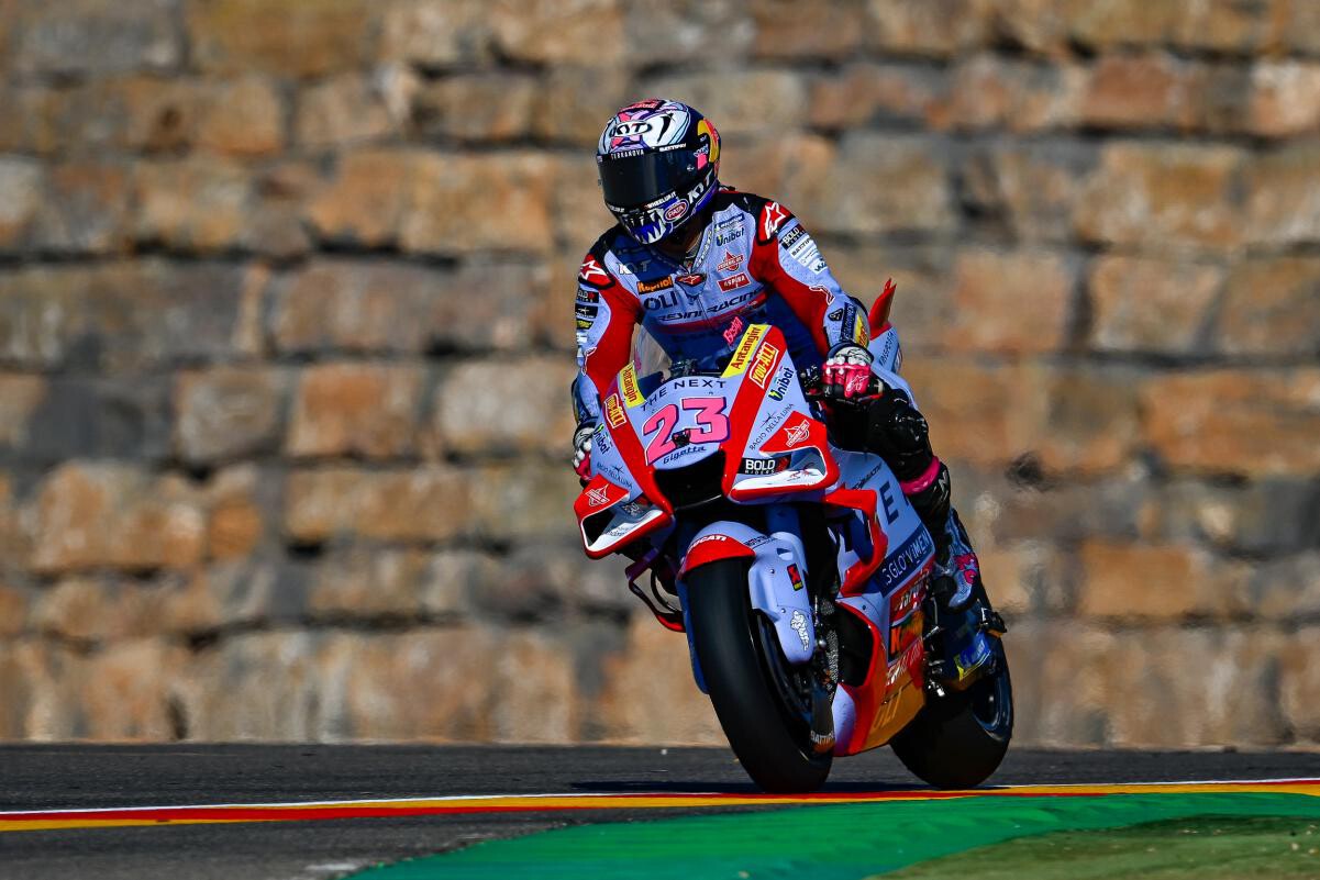 ¡Locura! Gana Enea Bastianini, Aleix Espargaró vuelve al podio y Fabio Quartararo se choca con Marc Márquez