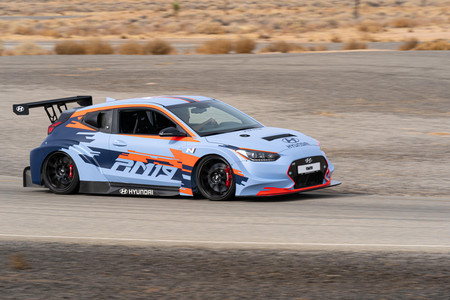 El Hyundai RM19 adelanta cómo será el coche eléctrico deportivo de Hyundai N con motor central