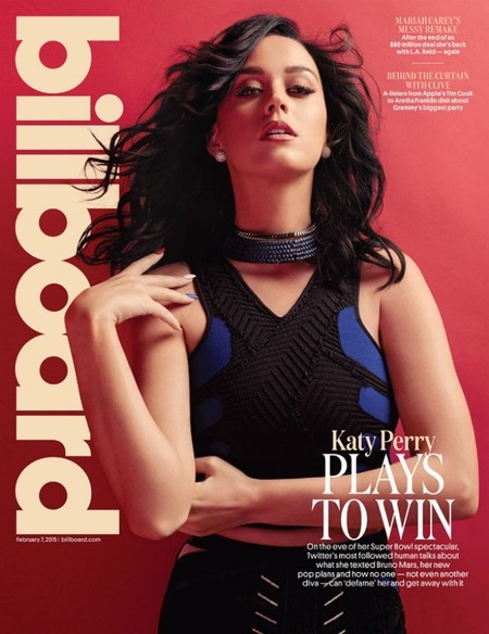 Katy Perry se prepara para la Superbowl... y de paso le tira una pullita a Taylor Swift