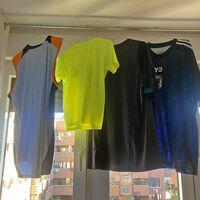 Secar la ropa en mi piso pequeño era un suplicio. Hasta que descubrí que cualquier cosa puede ser un tendedero 