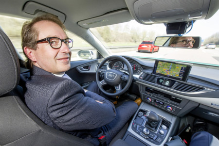 Y tú, ¿qué harás a bordo de un coche autónomo? Uno de cada cuatro conductores se echará una cabezadita