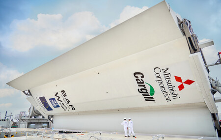 Las velas de acero y fibra de vidrio Windwings