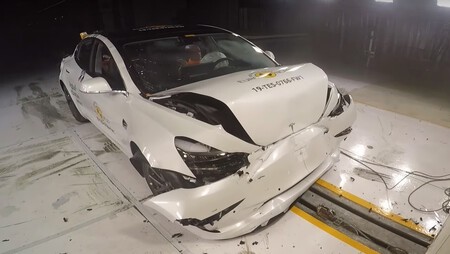 Tesla Accidente