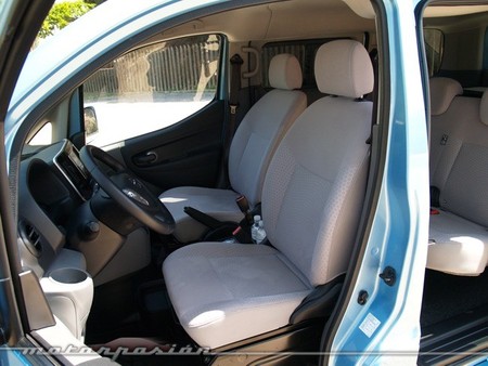 nissan-env200-evalia-650-mp-12.jpg