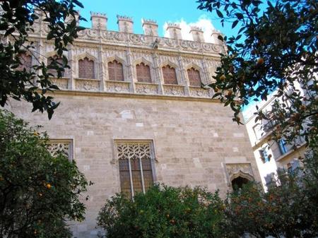 Visita a la Lonja de la seda en Valencia