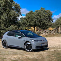 Probamos el Volkswagen ID.3: el Golf del siglo XXI es un coche eléctrico cómodo y eficiente, pero con algunos materiales mejorables
