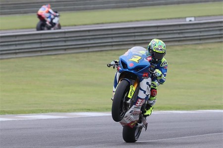 Toni Elías se hace con el doblete y el subcampeonato en la despedida de la temporada del MotoAmérica