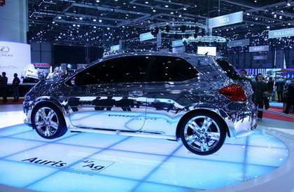 Toyota Auris Plata Ginebra