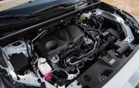 Al volante del Toyota RAV4 2019