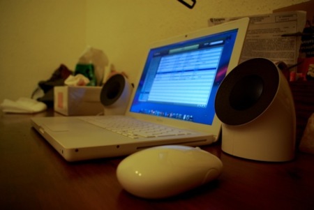 Altavoces FireWire de LaCie, los hemos probado