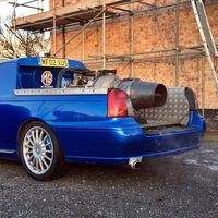 ¡Demencial! Alguien ha pagado 8.000 euros por este MG ZT pick-up equipado con una turbina Rolls-Royce