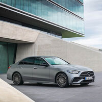 El nuevo Mercedes-Benz Clase C ha llegado y es un mini Clase S únicamente disponible con motores microhíbridos