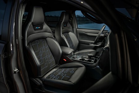 Ranger Ms Rt Interior 03