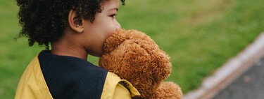 Niños que roban a otros niños: por qué lo hacen y qué hacer para corregir esta conducta 