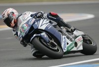 Marco Melandri tiene el tobillo roto