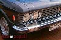 Los neumáticos más nuevos detrás, en box populi (64)