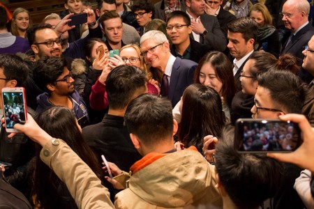 Tim Cook: No trabajes por dinero o no serás feliz