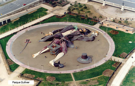 Siéntete como un lilliputiense en el Parque de Gulliver (Valencia)