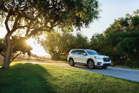 Y este es el Subaru Ascent, el SUV de ocho plazas que relega los monovolúmenes al pasado