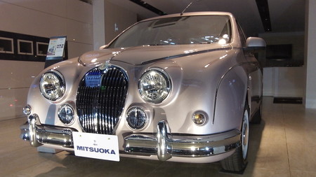 ¿Un Nissan March con cara de Jaguar Mk. II? Sí, así es el Mitsuoka Viewt