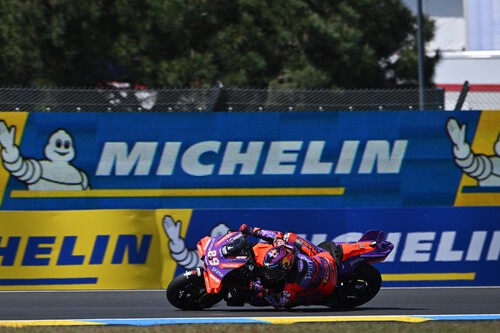 Jorge Martín vuela para la pole pese a una caída y Marc Márquez, eliminado en Q1 tras una pésima estrategia