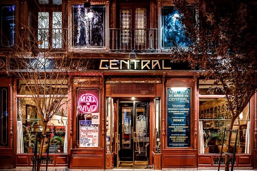 Cafe Central