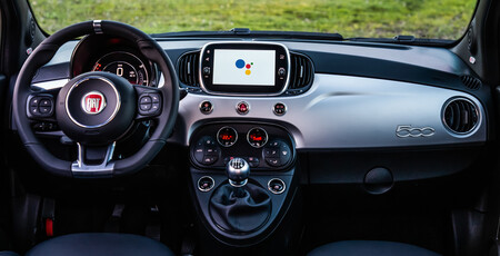 Fiat 500 Hey Google: integración total con el Asistente de Google para interactuar con el coche en remoto