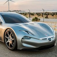 Fisker se apunta a la revolución de las baterías en estado sólido: tiene cinco años para conquistar el sector
