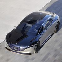 El jefe de Daimler confirma que el Mercedes-Benz EQS tendrá más autonomía que el Tesla Model S: ¡700 km!