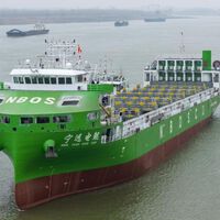 China se propuso desafiar las reglas del transporte marítimo. Estrenó un megabarco eléctrico de 10,000 toneladas 