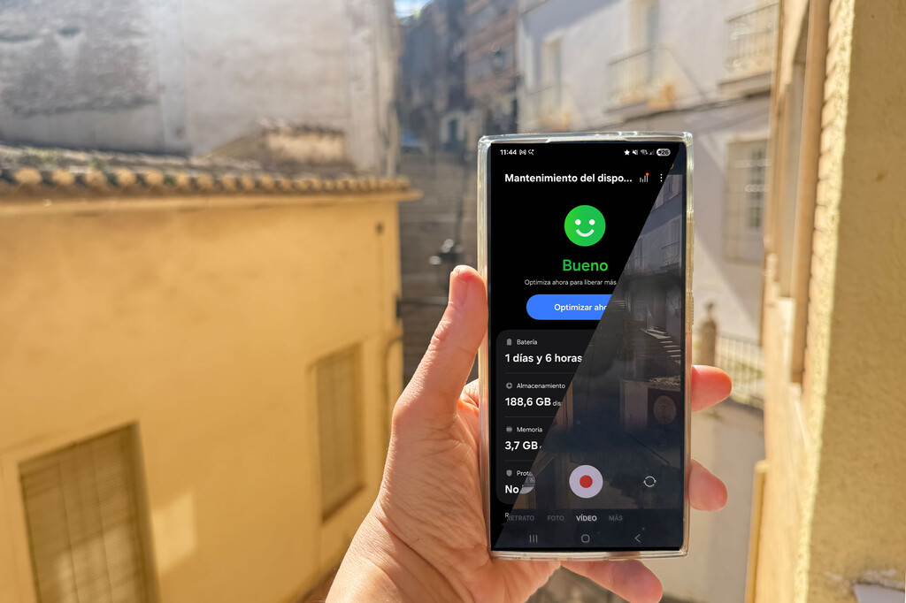 Si tienes un Galaxy con One UI 7 o superior, tienes todo el espacio que quieras para grabar vídeos: así se usa el almacenamiento externo
