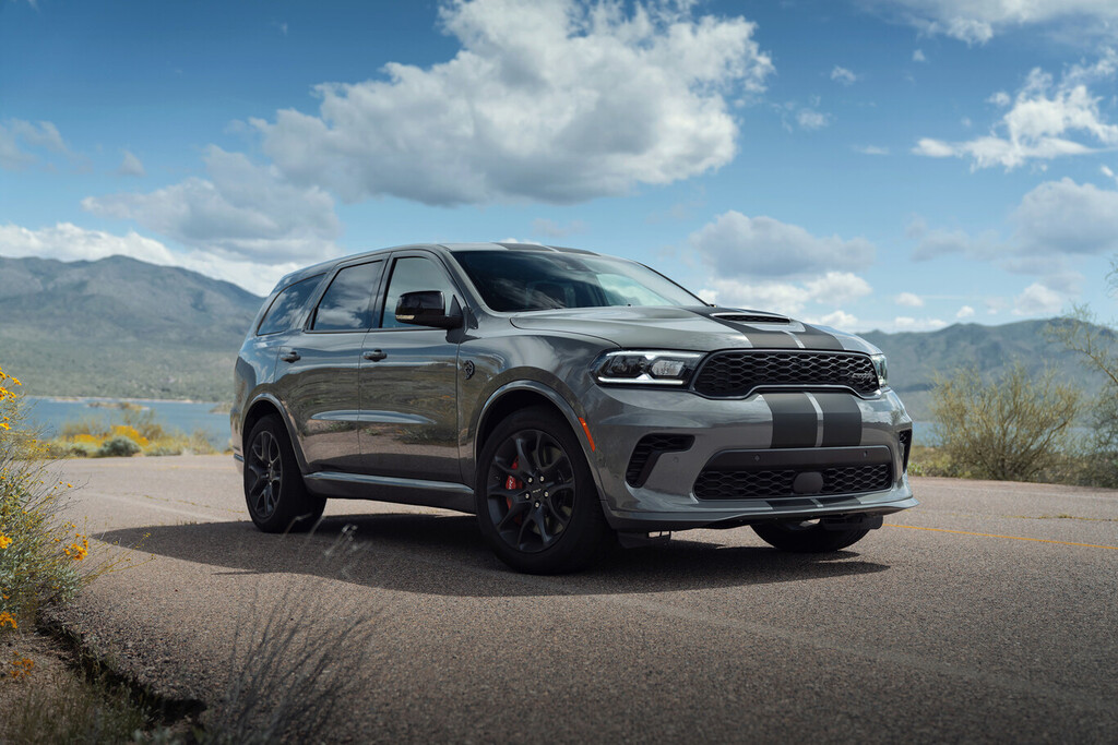 El Dodge Durango SRT Hellcat, su V8 de 710 hp y su 0-100 km/h de 3.5 segundos ya tiene precio en México
