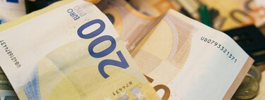 Ganaba más de 2.600 euros al mes y tenía 600.000 euros en el banco: un tribunal la ha obligado a devolver 1.615 euros del subsidio por desempleo 