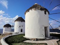 Mykonos: Fiesta, playas y molinos de viento